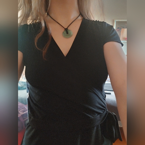 Black elegant t-shirt - Picture 3 of 3